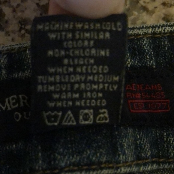 American Eagle Women’s distressed denim skirt size 6 - Picture 5 of 7